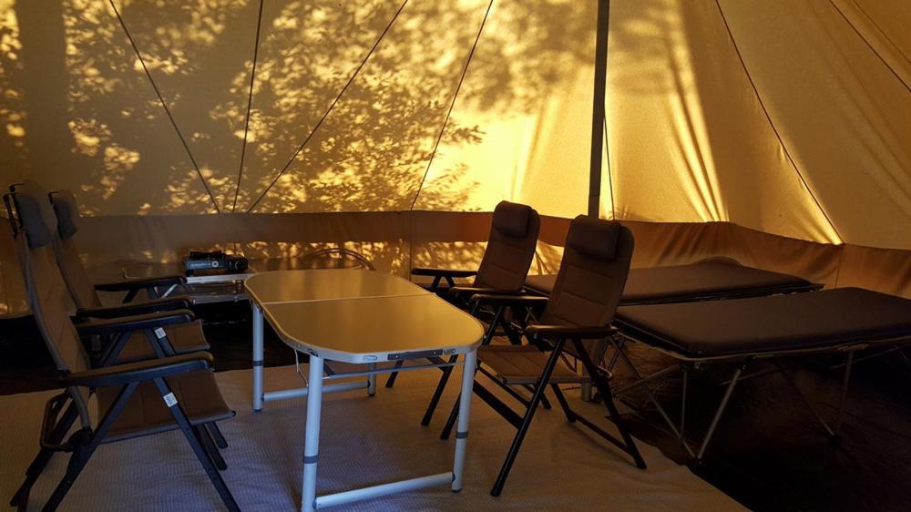 Tent-Ok Opende Kültér fotó