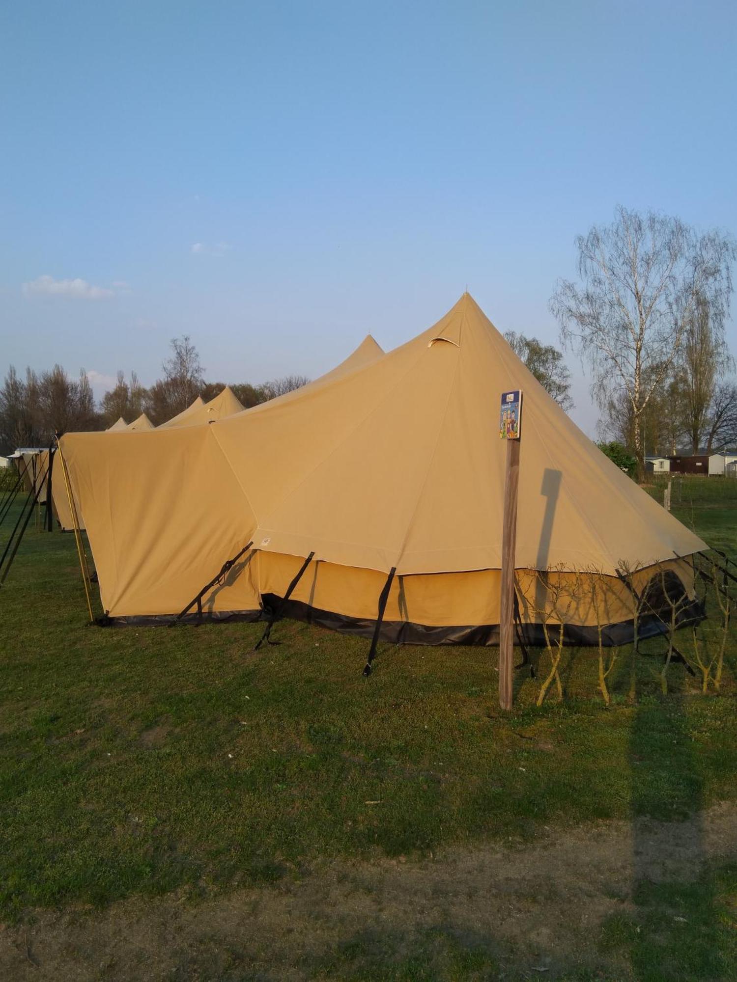 Tent-Ok Opende Kültér fotó